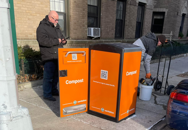 New NYC Smart Compost Bins Installed Near Columbia's Morningside Campus ...